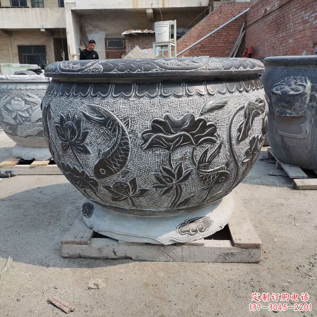 周口老青石园林石雕水缸,享受自然之美