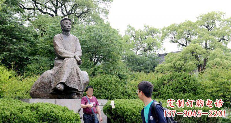 周口鲁迅铜雕,艺术品级的文化符号
