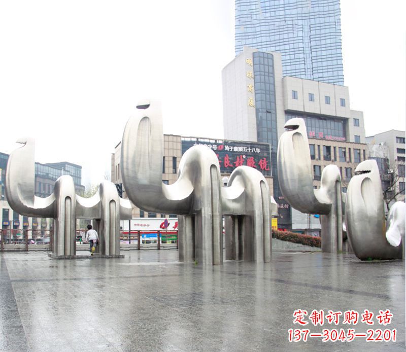 周口骆驼雕塑不锈钢