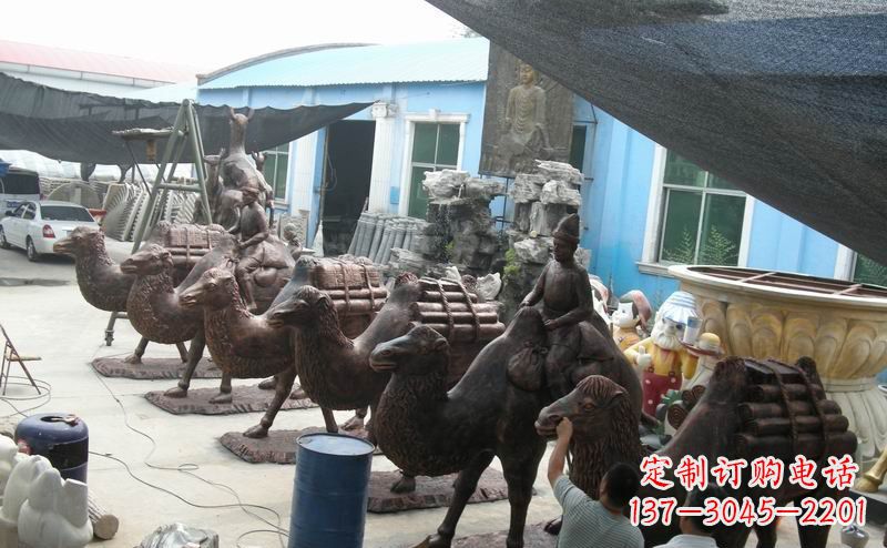 周口骆驼公园动物铜雕魅力无限