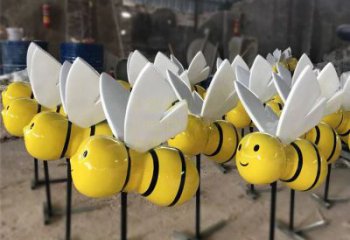 周口动感蜜蜂雕塑，营造精致的都市公园