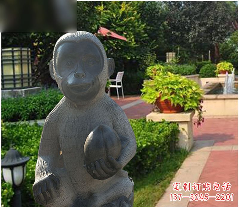 周口青石猴雕塑:尽显可爱的童趣