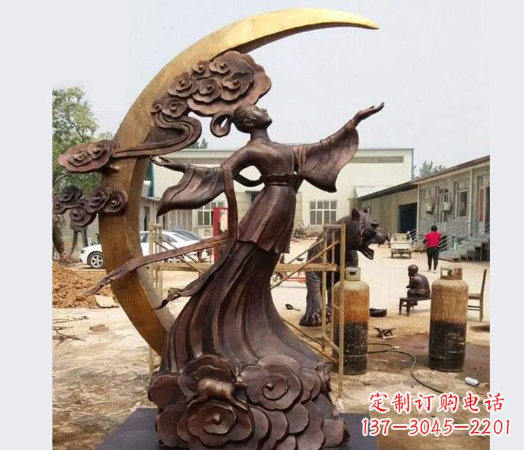 周口中领雕塑:精美嫦娥月亮铜雕