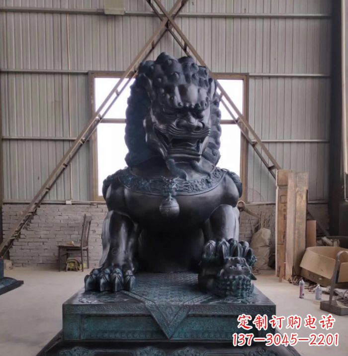 周口中领雕塑狮子铜雕塑，壮丽展现王者之气！