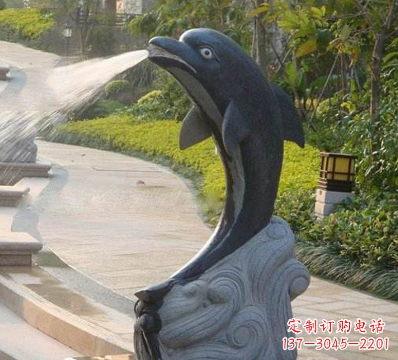周口海豚雕塑：惊艳世间，把精灵捧在掌心