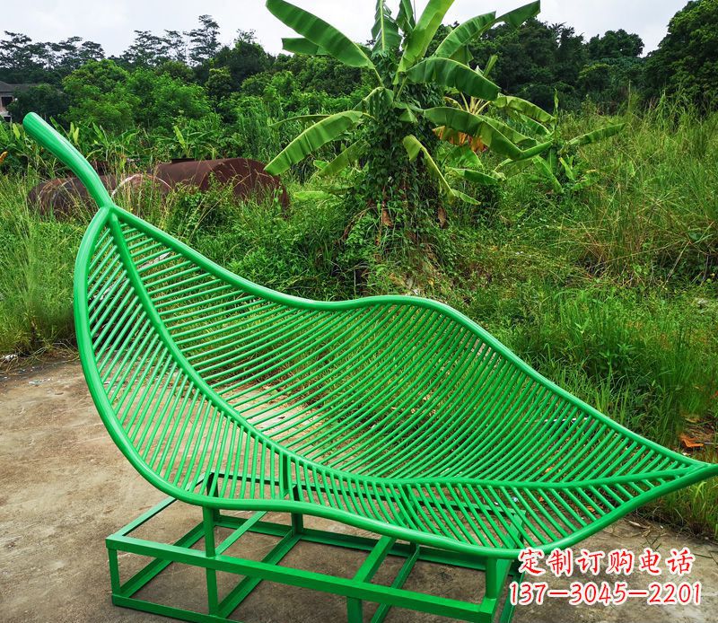 周口树叶不锈钢景观雕塑
