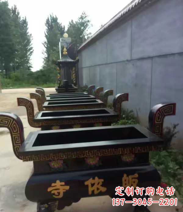 周口寺庙四足方形香炉铜雕