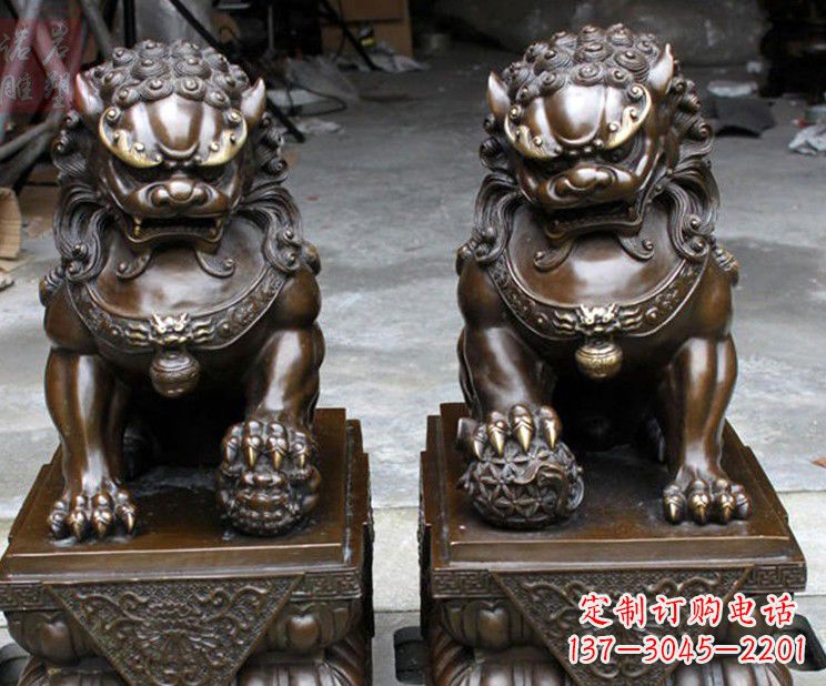 周口天安门铜狮子