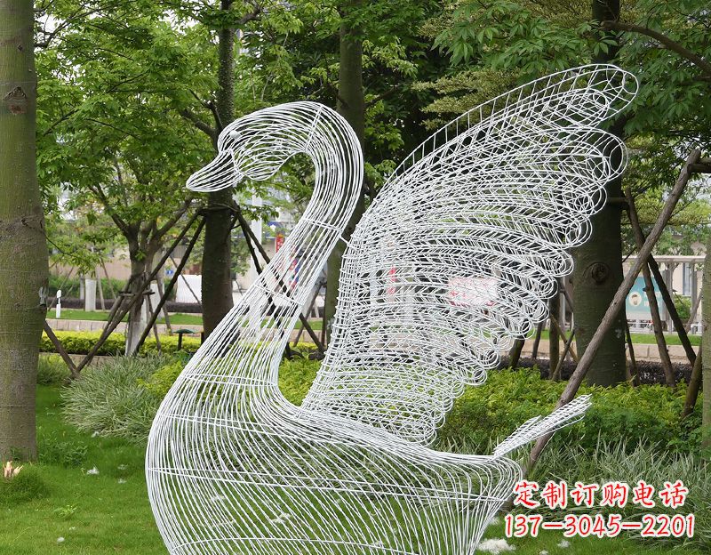 周口天鹅镂空不锈钢雕塑