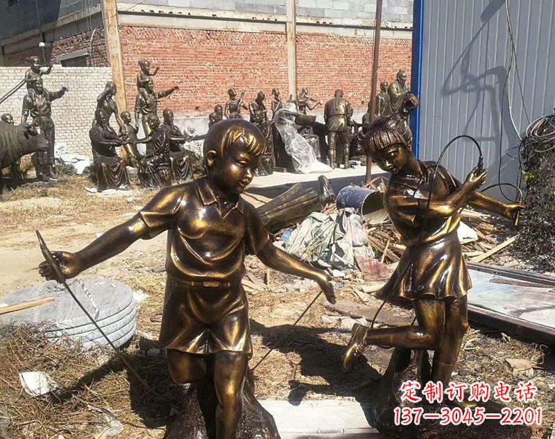 周口跳绳的儿童铜雕