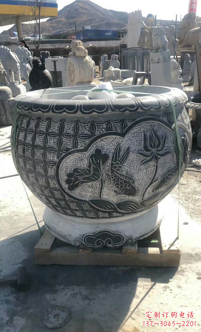 周口庭院圆形石浮雕水缸