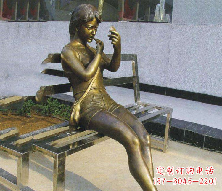 周口铜雕商业街化妆女孩人物雕塑