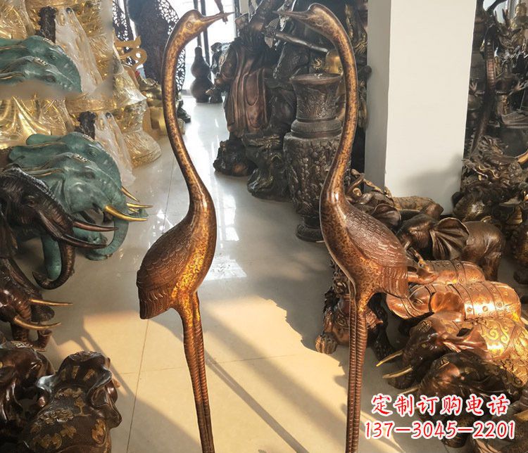 周口铜雕仙鹤踩龟雕塑摆件