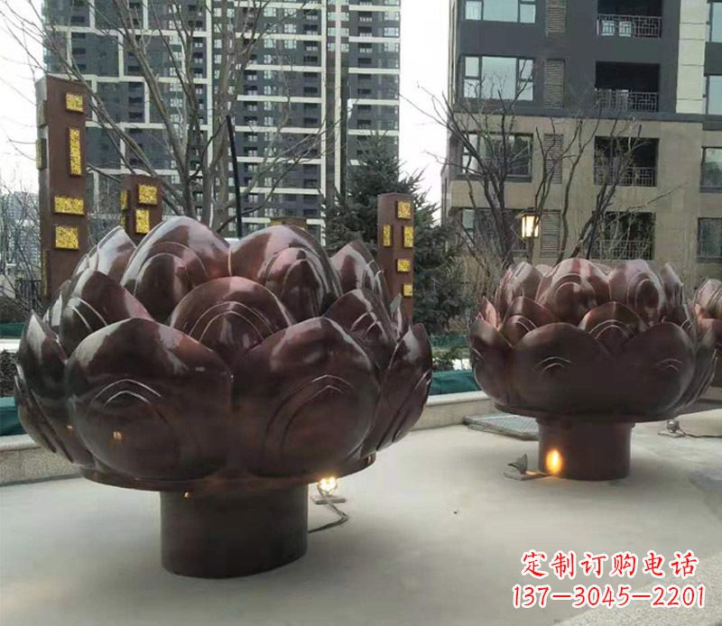 周口铜雕小区景观荷花