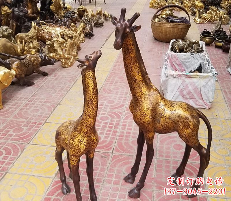 周口铜雕长颈鹿