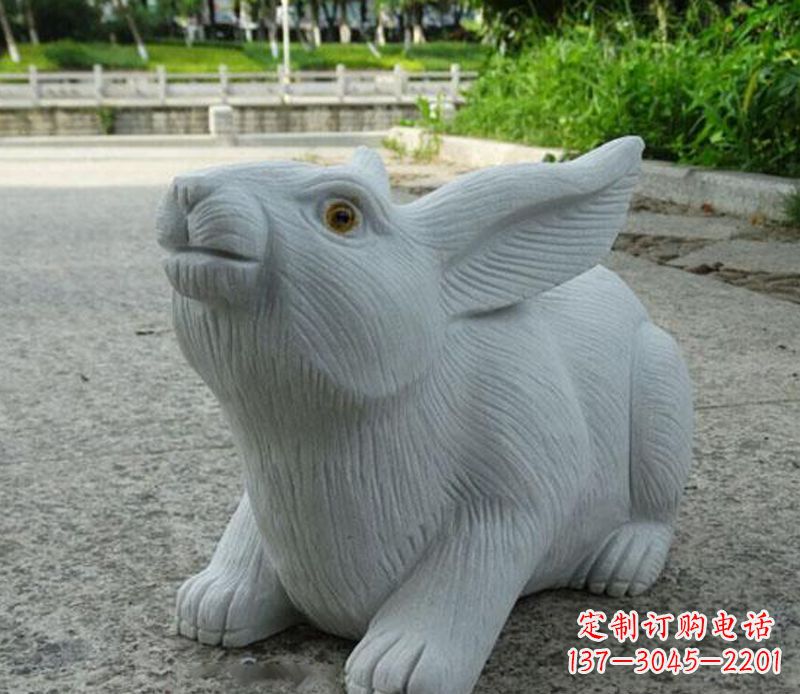 周口兔子石雕公园景观雕塑
