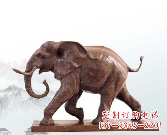 周口晚霞红大象公园动物石雕