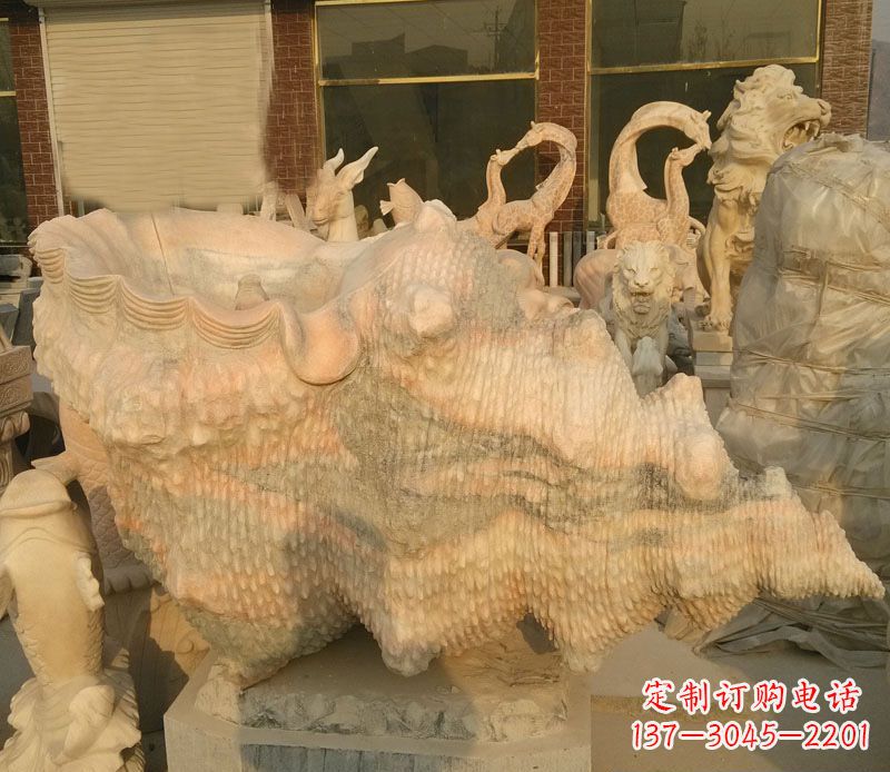 周口晚霞红海螺石雕