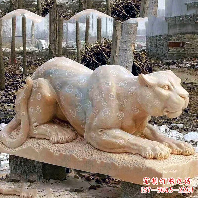 周口晚霞红金钱豹石雕-公园园林草坪动物雕塑