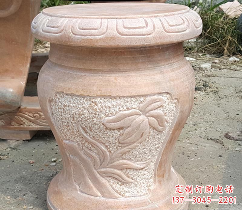 周口晚霞红景观蝴蝶石凳