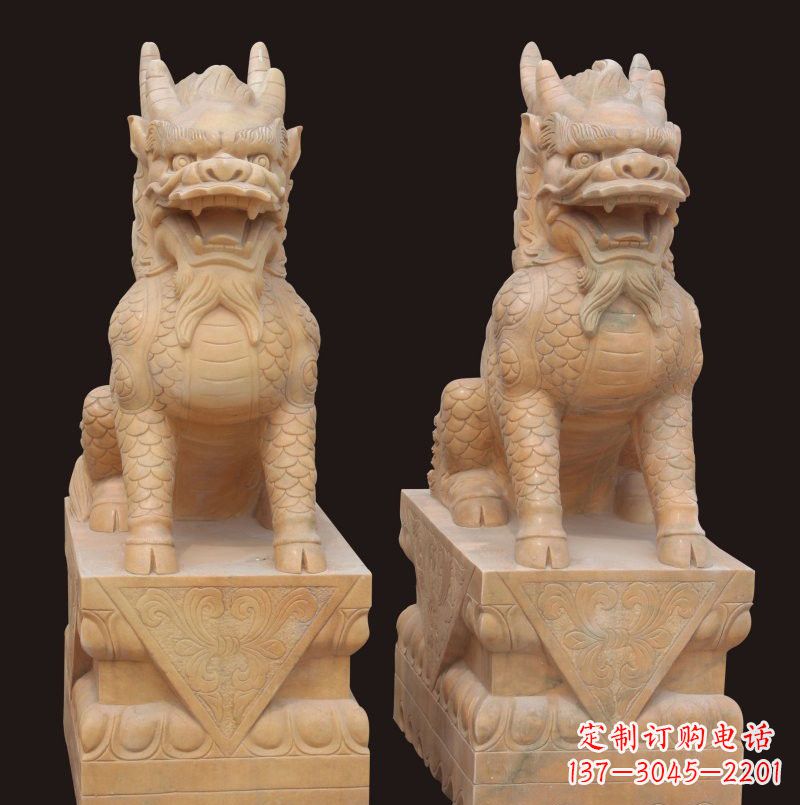 周口晚霞红门口坐式麒麟石雕