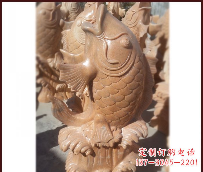 周口晚霞红喷水鲤鱼石雕 (3)