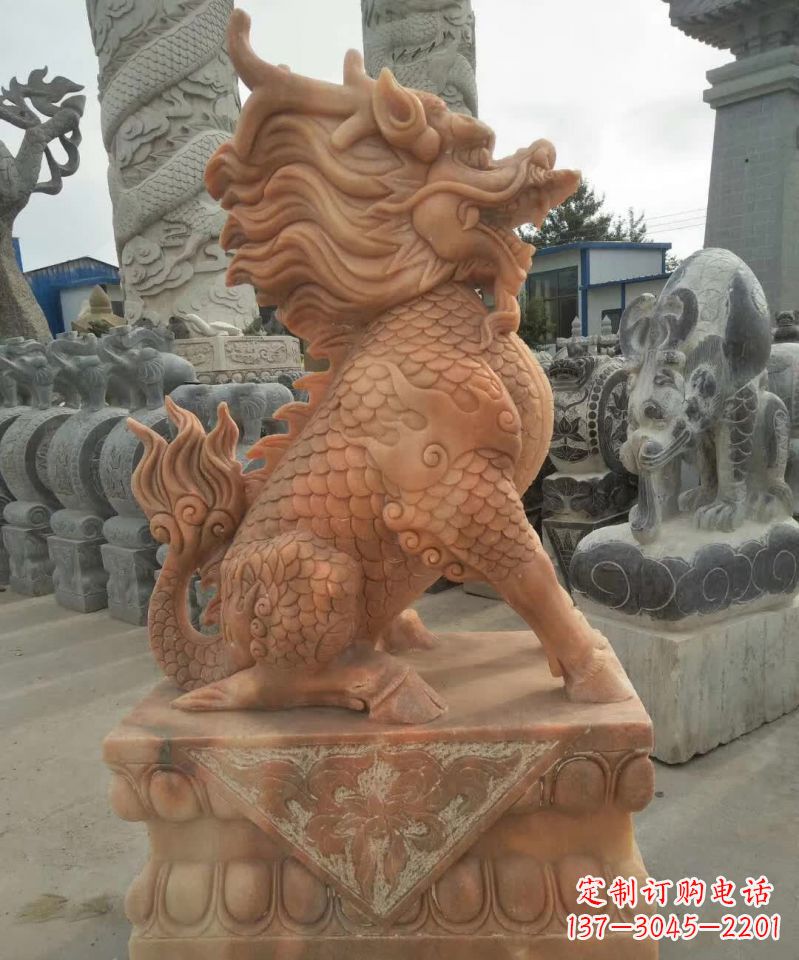 周口晚霞红麒麟雕塑1