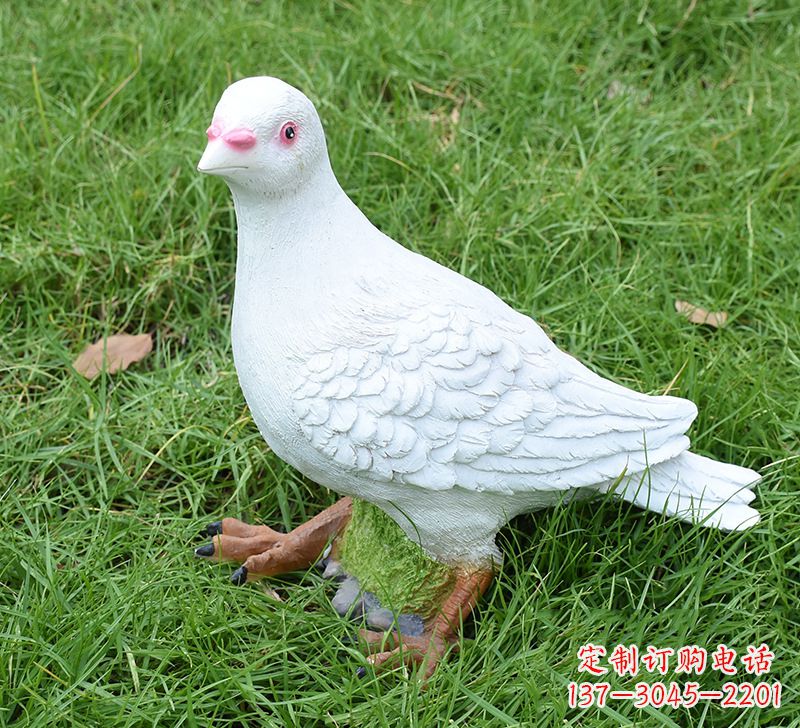 周口西方的鸽子雕塑