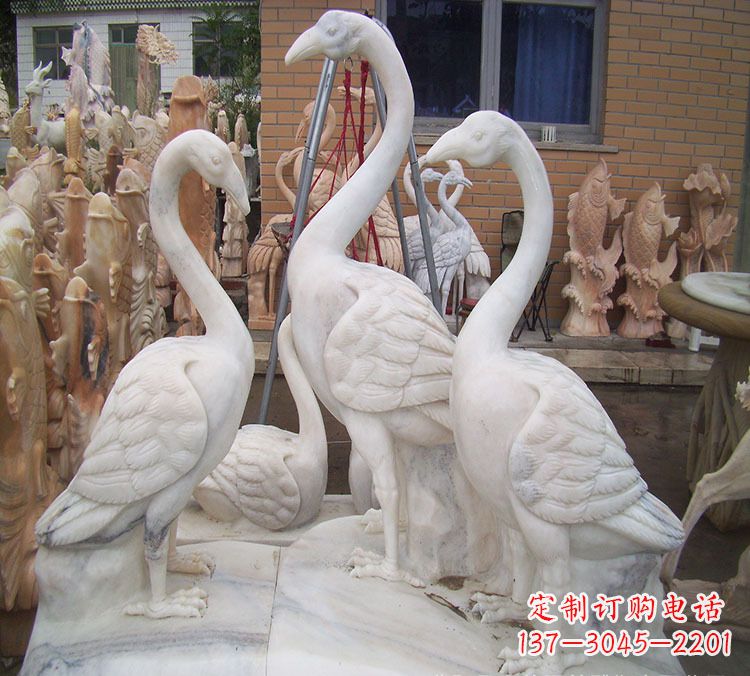 周口仙鹤衔树枝 石雕