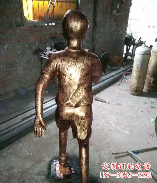 周口小孩跑步公园人物铜雕 (2)