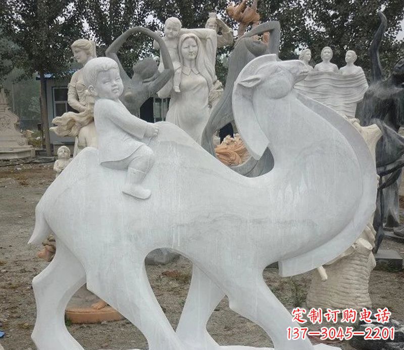 周口小孩骑骆驼石雕