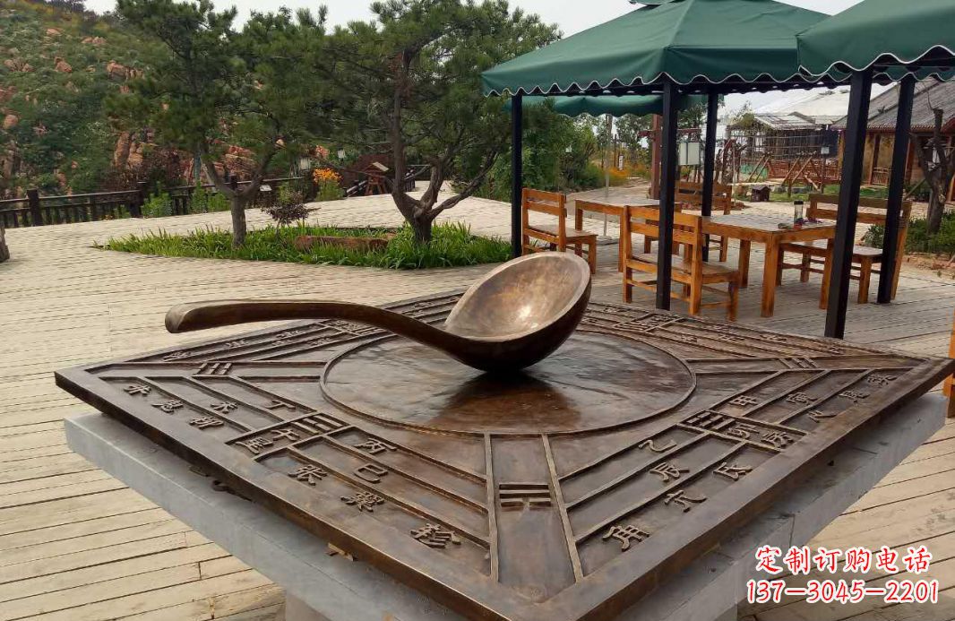 周口校园古代司南铜雕