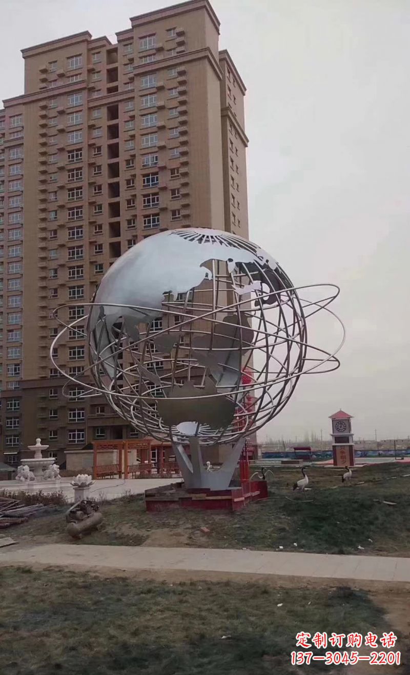 周口校园镂空不锈钢地球仪雕塑