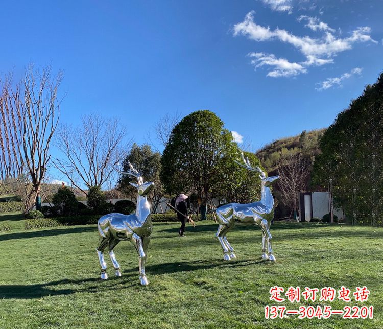 周口园林镜面不锈钢梅花鹿雕塑