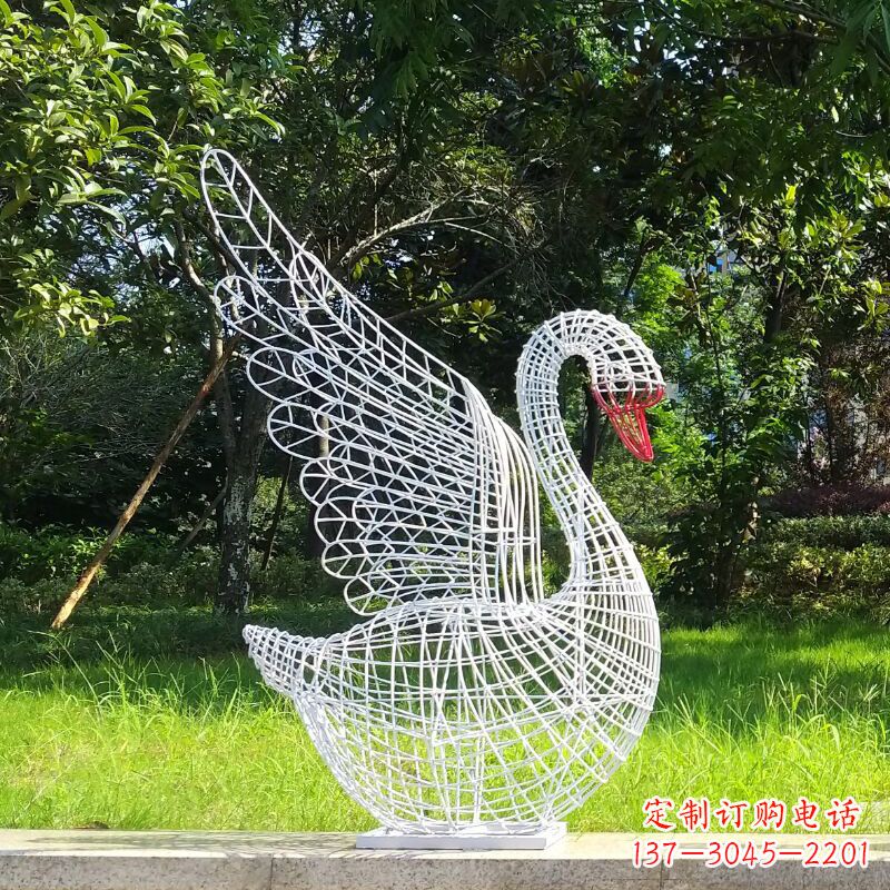 周口展翅款网格天鹅雕塑(嘴部为实体)