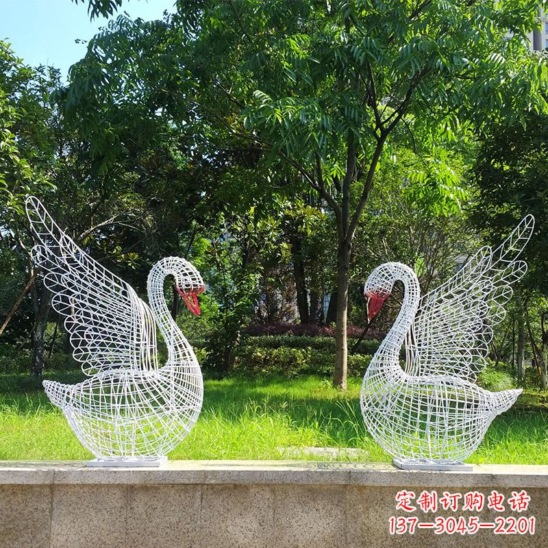 周口展翅天鹅网格雕塑-上色款