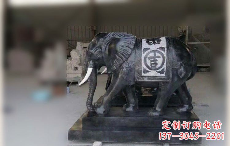 周口中国黑石材大象雕塑