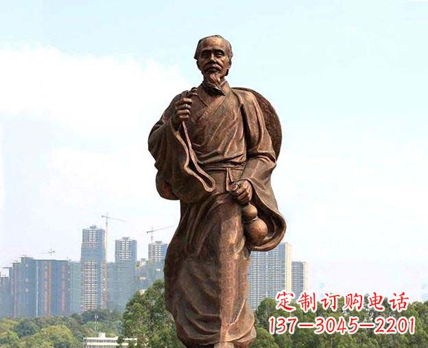 周口中华古代名医华佗铜雕像