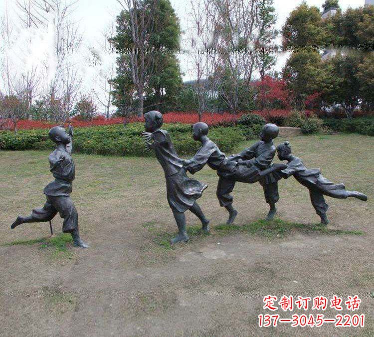 周口铸铜老鹰捉小鸡儿童雕塑