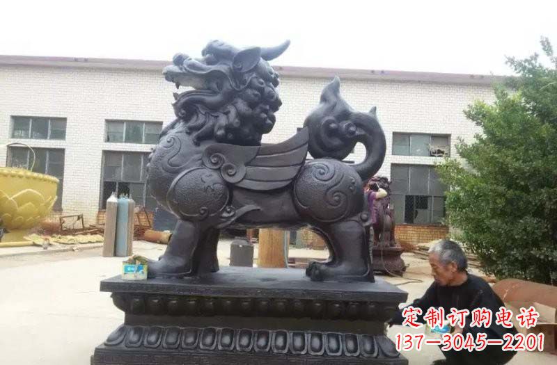 周口铸铜门口貔貅雕塑