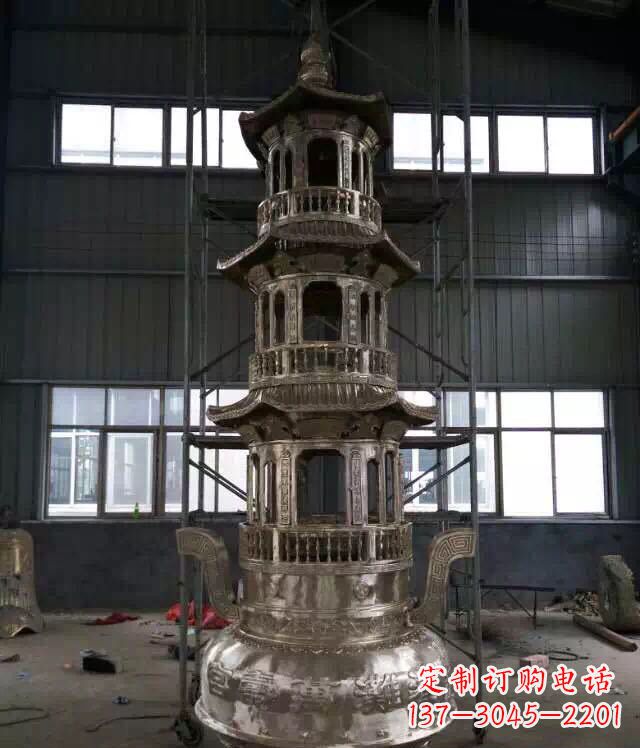 周口铸铜三层香炉铜雕